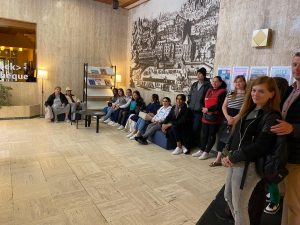 ASBL Cohésion cours de français débutant moyen avancé, A1 A2 B1 le matin le soir à coté de métro Madou à Saint Josse